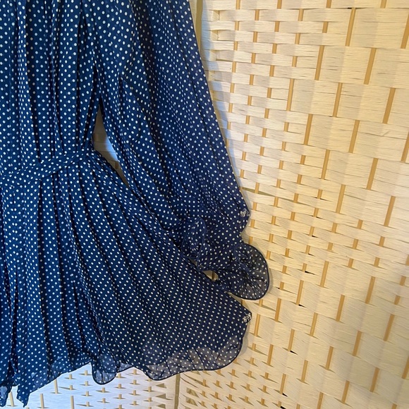✅🆕Endless Rose  Polka Dot Romper! - Picture 10 of 12